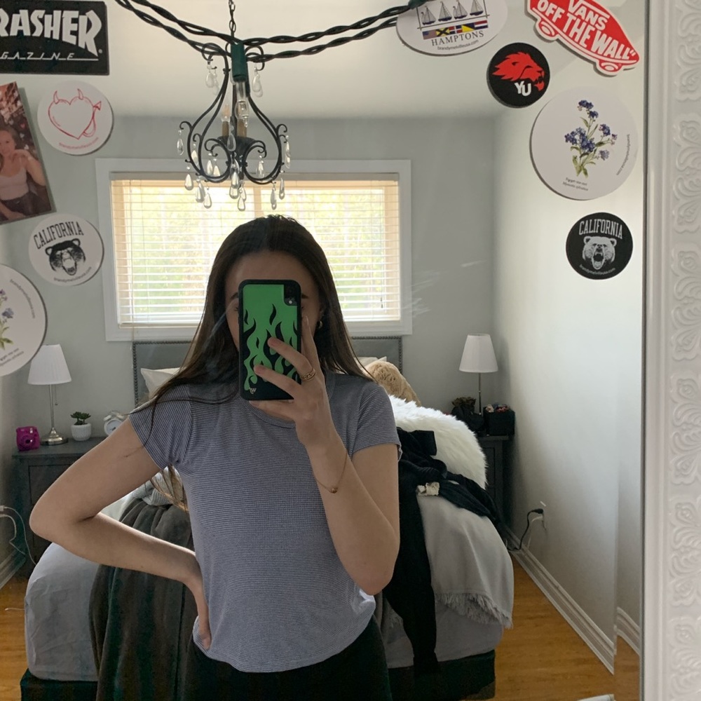brandy crop top - Picture 2 of 3